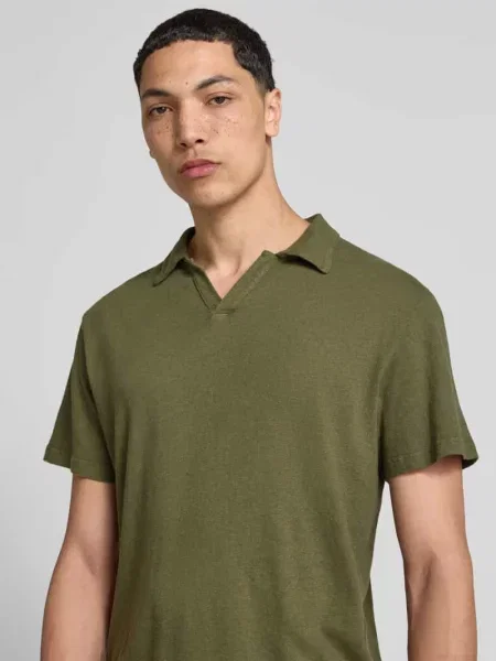 Koszulka polo z dekoltem w serek Officine Generale oliwkowa