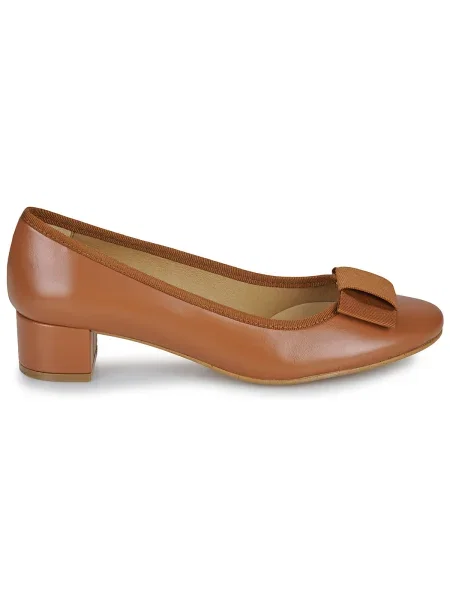 Pantofi Betty London maro