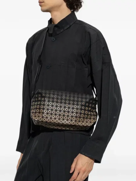 Τσάντα χιαστί Bao Bao Issey Miyake μαύρο