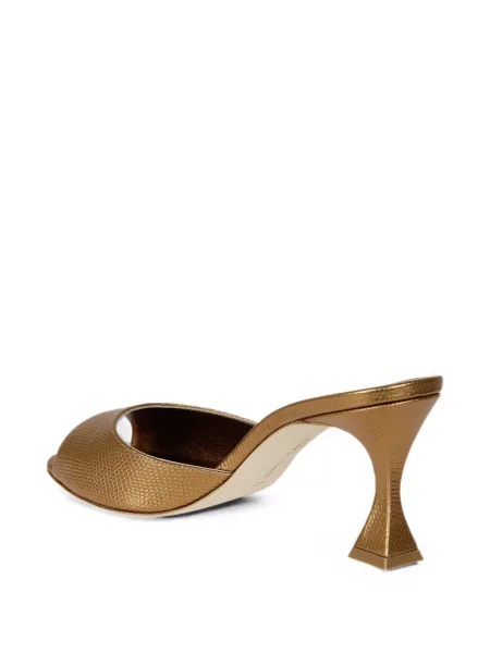 Papuci tip mules Manolo Blahnik din piele maro