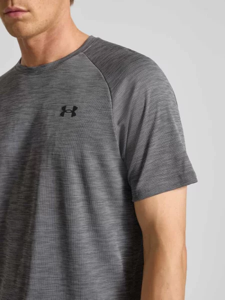 T-shirt sportowy o kroju regular fit z nadrukiem z logo Under Armour czarna