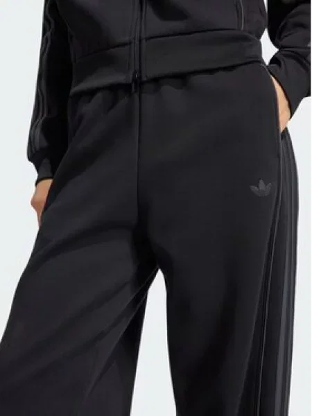 Teplákové kalhoty adidas černé