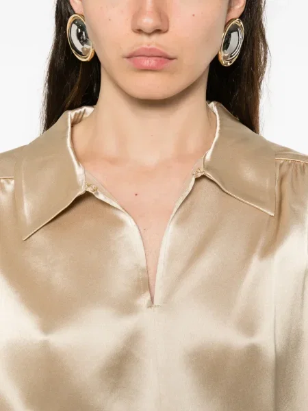 Bluză By Malene Birger cu decolteu în V lungă auriu