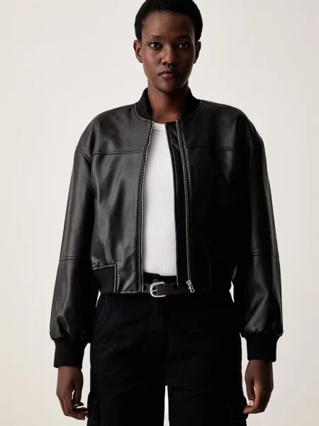 Guess Jeans geacă bomber pentru femei din imitație de piele negru