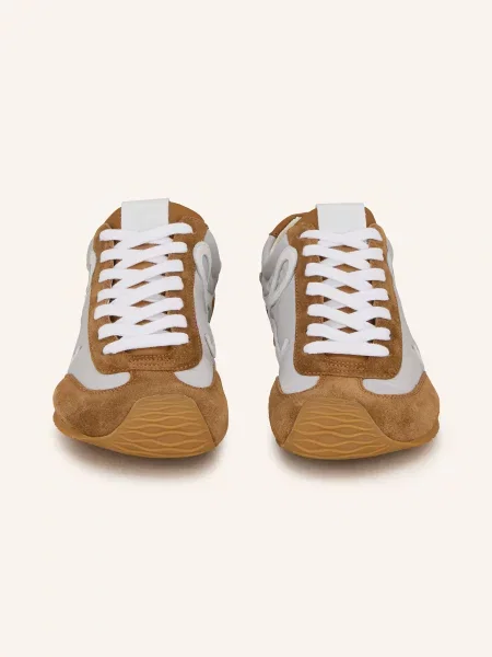 Loewe Sneakersy Ballet Runner grau