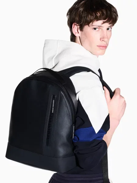 Рюкзак Armani Exchange черный
