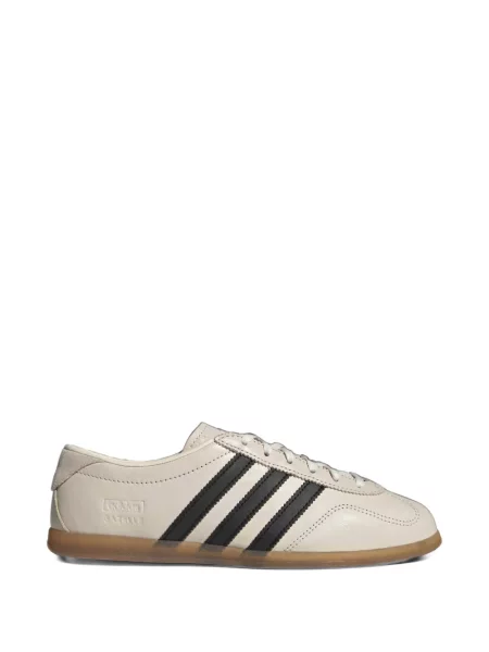 Top Adidas din piele