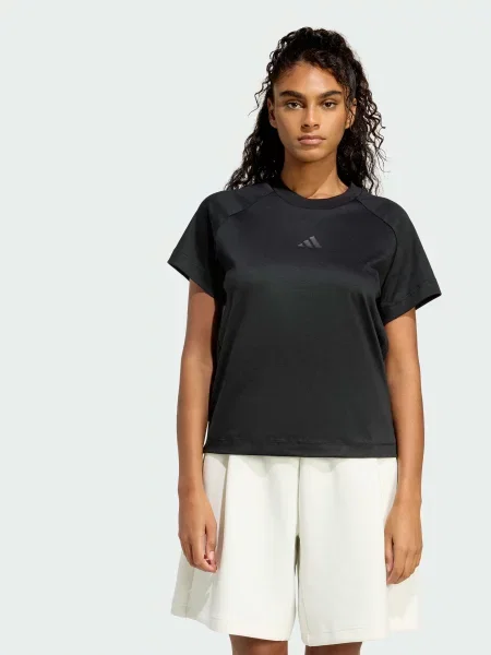 Футболка adidas чорний