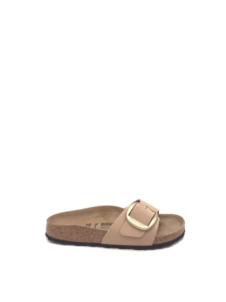 Klapki Birkenstock skórzane na sprzączkę brązowe