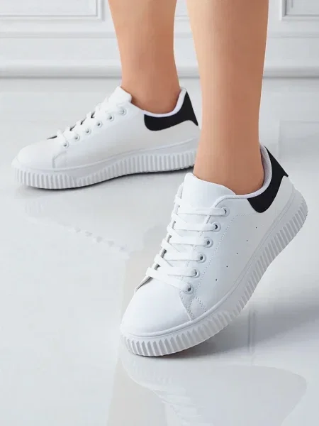 Sneakerși Resti negru