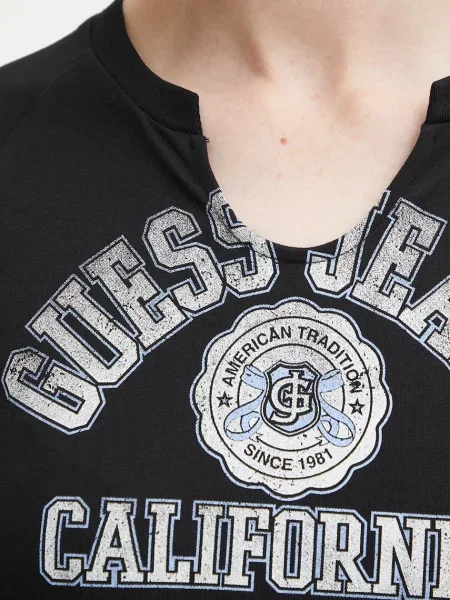 Футболка Guess білий