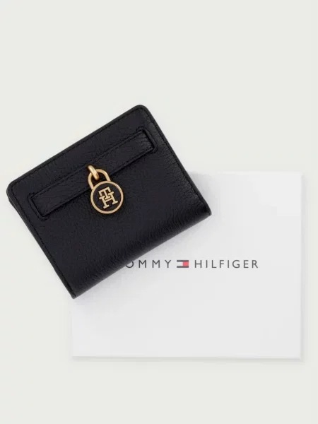 Tommy Hilfiger портфейл от кожа черно