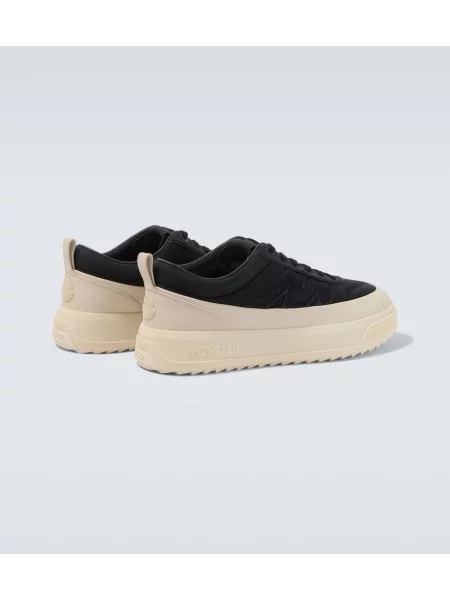 Sneakerși Moncler din piele negru
