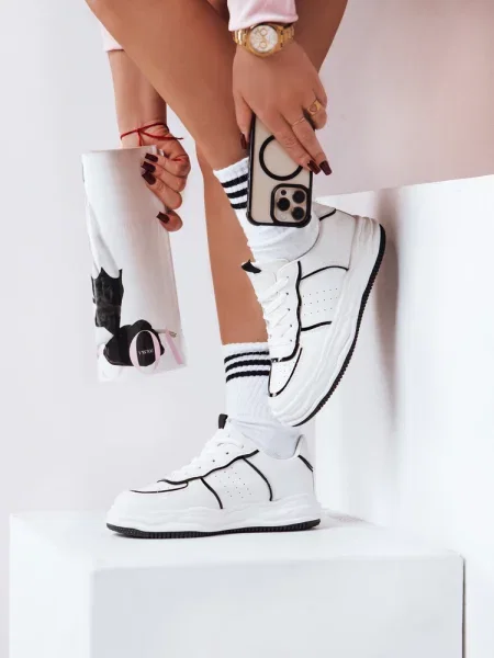Sneakersy WENNA Dstreet białe