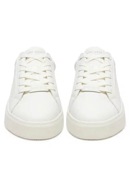 Sneakersy Nine West bílé