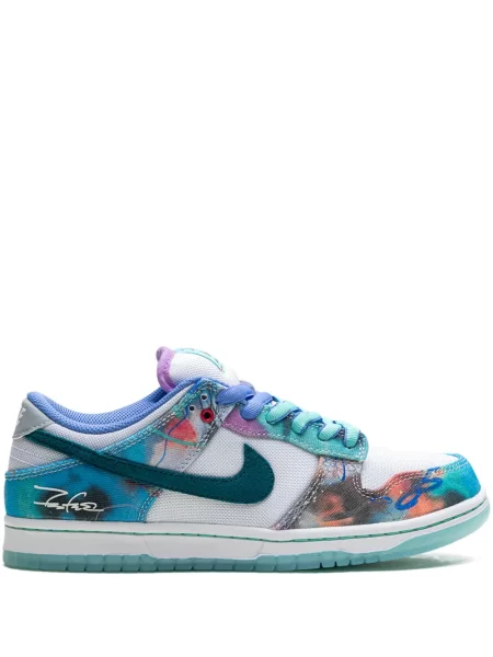 Боти Nike бяло