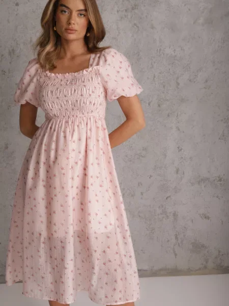 Rozkloszowana Sukienka z Tencelu w Stylu Baby Doll w Kwiatowy Print Harele różowa