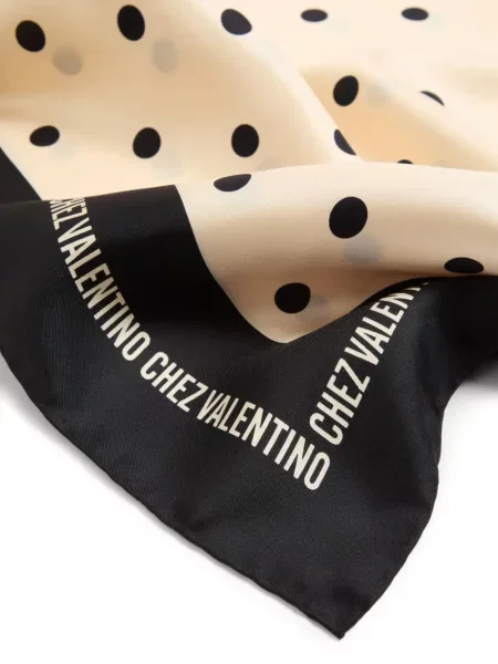 Шал Valentino Garavani