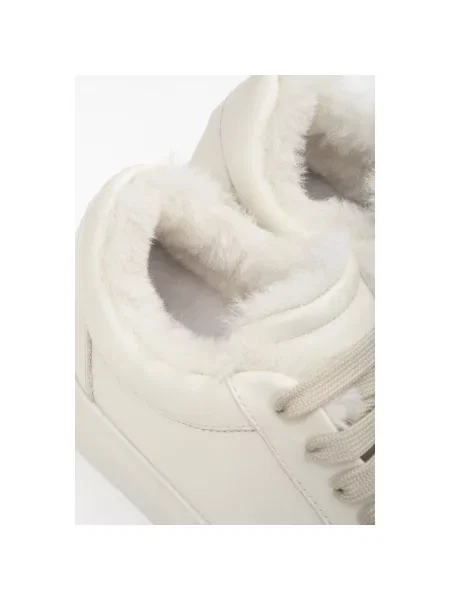 Зимові кеди шкіряні молочні Estro білі