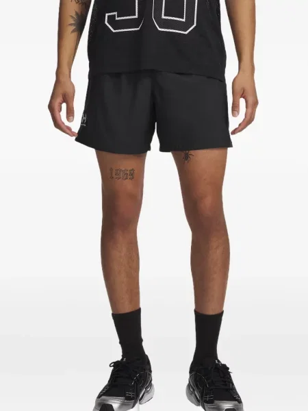 Pantaloni scurți Under Armour negru