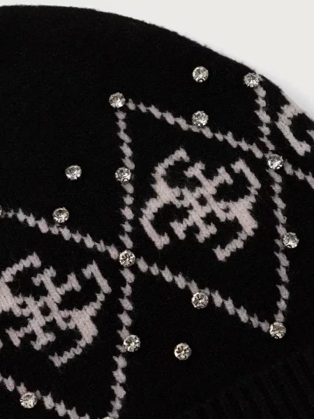 Шапка Guess