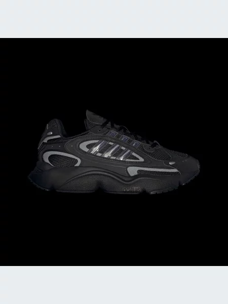 Повседневные кроссовки Adidas черные