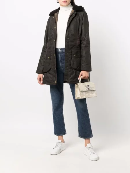 Vaškuotas paltas Barbour žalia