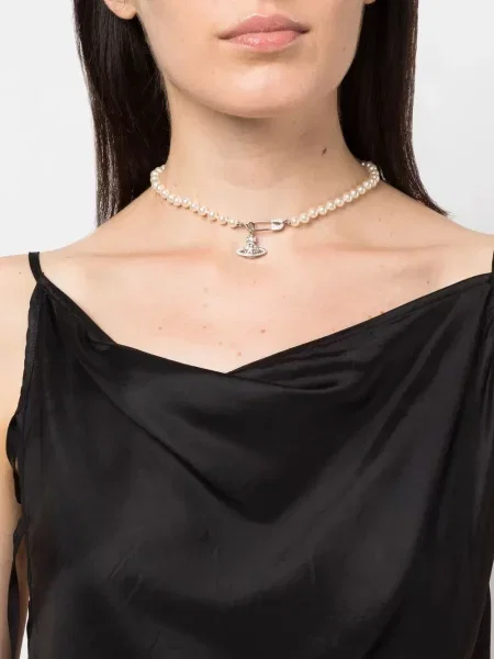 Náhrdelník Vivienne Westwood s perlami