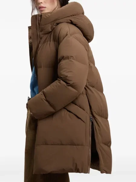 Geacă cu puf Woolrich cu glugă maro