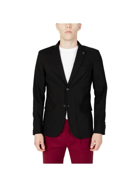 Dzseki Gianni Lupo fekete