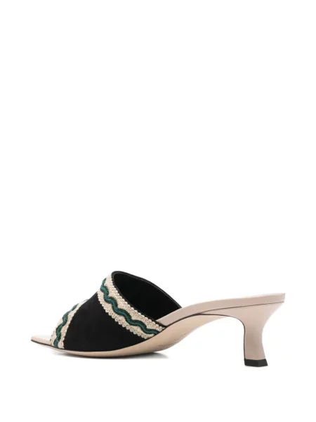 Sandale Manolo Blahnik cu broderie negru
