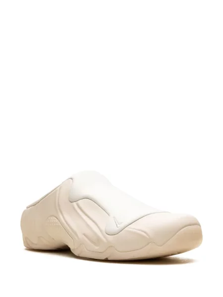Mulės Nike juoda
