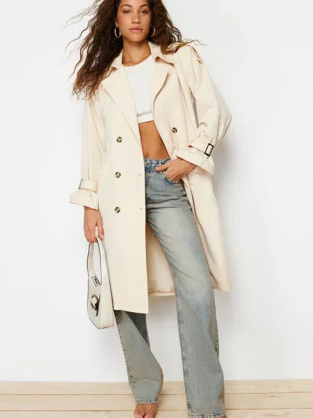 Trencz Trendyol z kamieniami