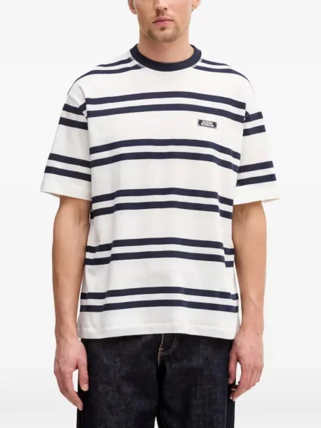 Tricou Guess cu dungi cu autograf alb
