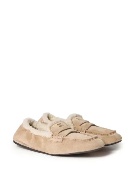 Szarvasbőr loafer Miu Miu