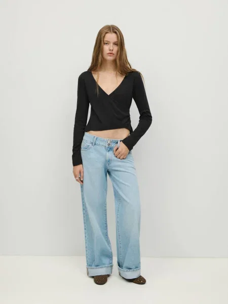 Kopertowa koszulka z prążkowanego materiału Teen L MANGO TEEN czarny