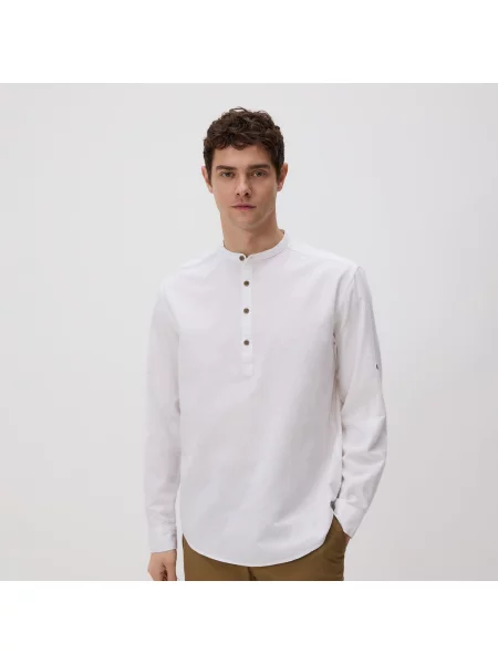 Reserved Košile střihu regular s vysokým podílem lnu bílá