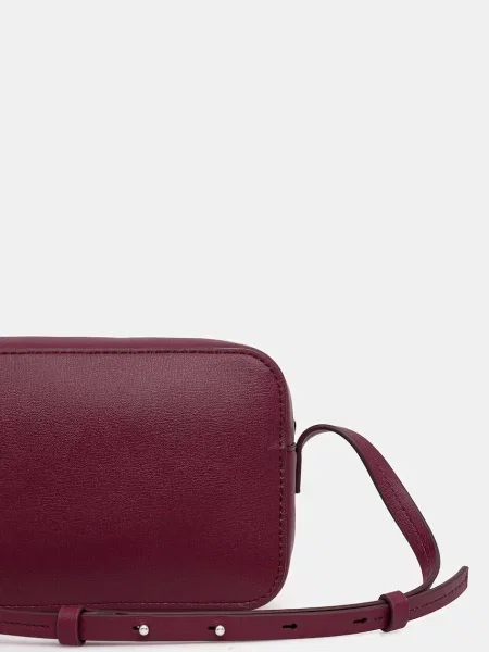 Calvin Klein keresztpántos táska női műbőr