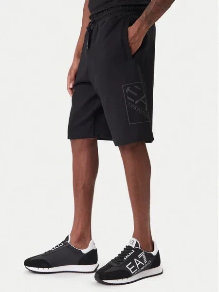 Emporio Armani Pantaloni scurți sport negru