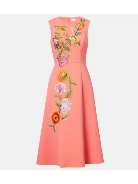 Haftowana sukienka koktajlowa Carolina Herrera w kwiatki garniturowa różowa