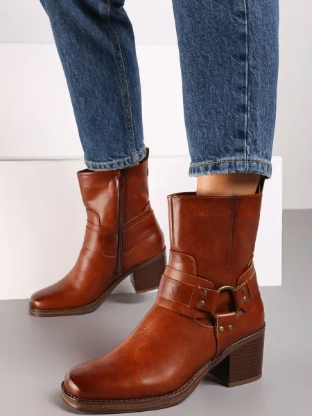 Botine Inny cu toc gros cu bretele maro