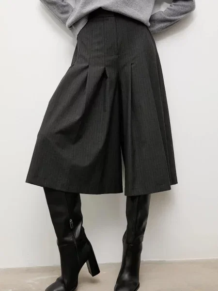 Answear.LAB pantaloni midi evazati gri
