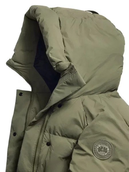 Geacă cu puf Canada Goose cu glugă verde