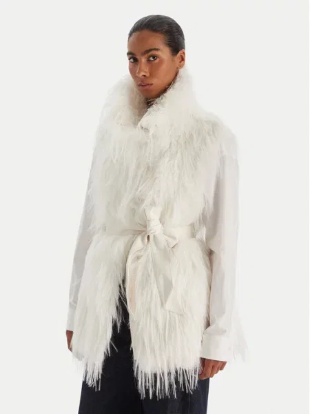 Шуба Pinko белая