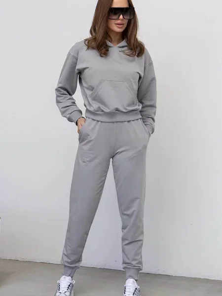 Женский спортивный костюм с капюшоном сірий