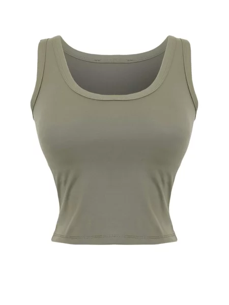 Trendyol Sport top verde