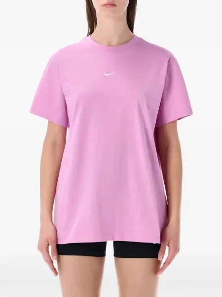 Класически шорти Nike бяло