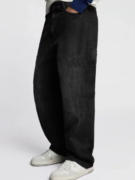 Bershka Pantaloni eleganți denim negru