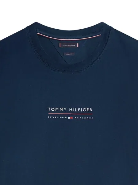 Tricou Tommy Hilfiger cu autograf albastru