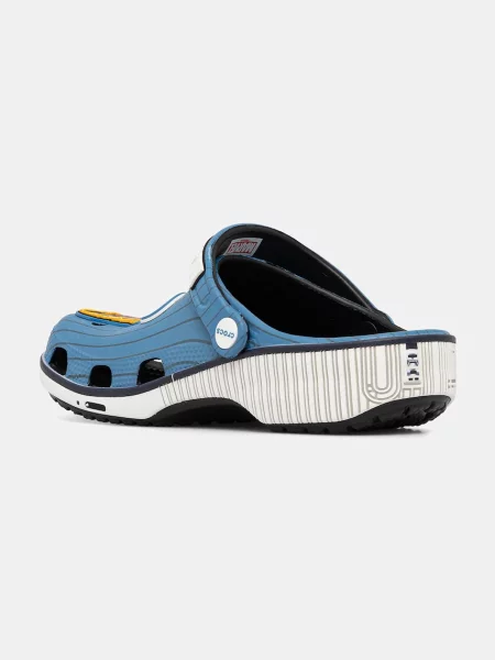 Классические шлепанцы Crocs